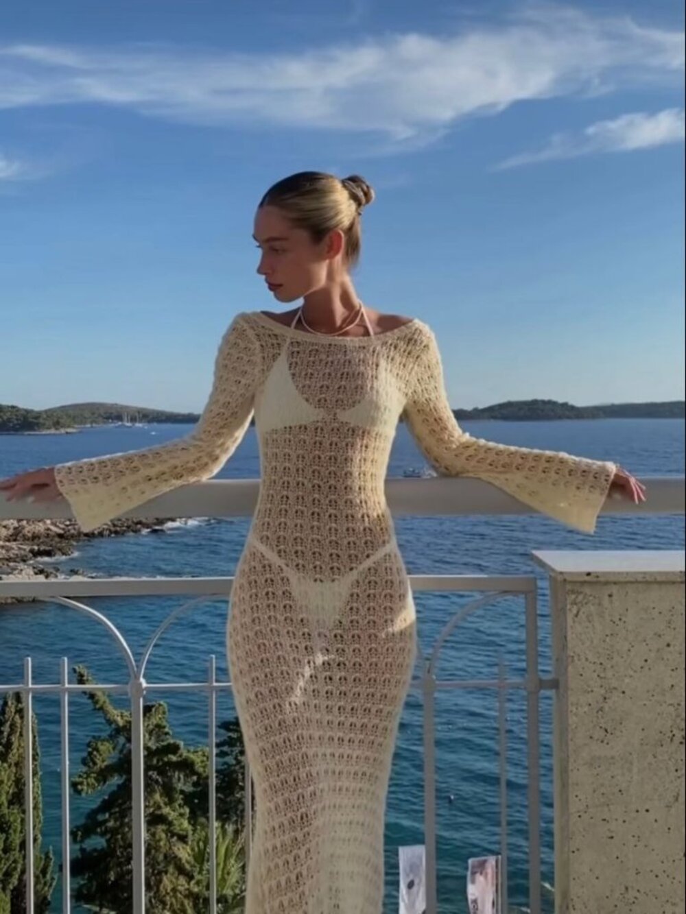 VRG GRL Exploring Art Knit Maxi Dress - Cream - Size S (AU 8 / US 4)